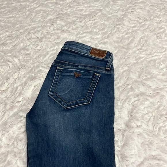 Guess Jeans - Picture 3 of 5